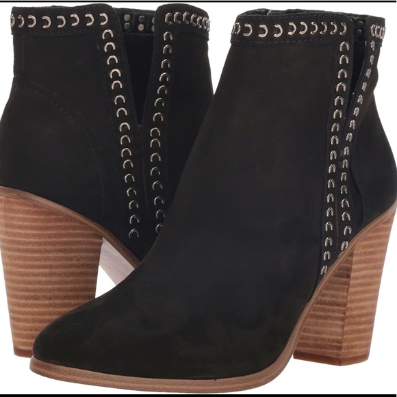 VINCE CAMUTO | 9.5 | Black Studded Leather - Picture 1 of 16